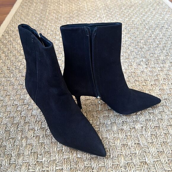 NEW Without Box Larroude Mini Kate Black Suede Pointy Toe Bootie 7 - Picture 2 of 7
